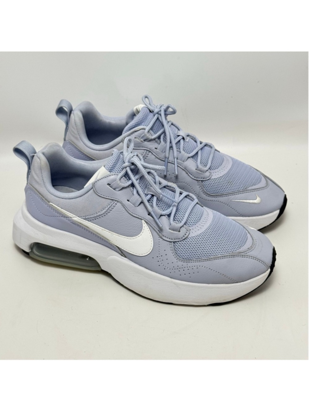 Nike Women's Air Max Verona Ghost Metallic colorway Sneakers CU7904-001 Size 11 - Picture 3 of 12